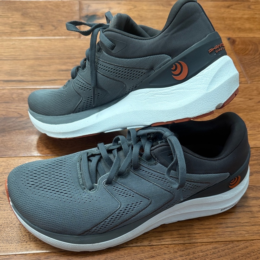 Men's Athletic Gray Sneakers